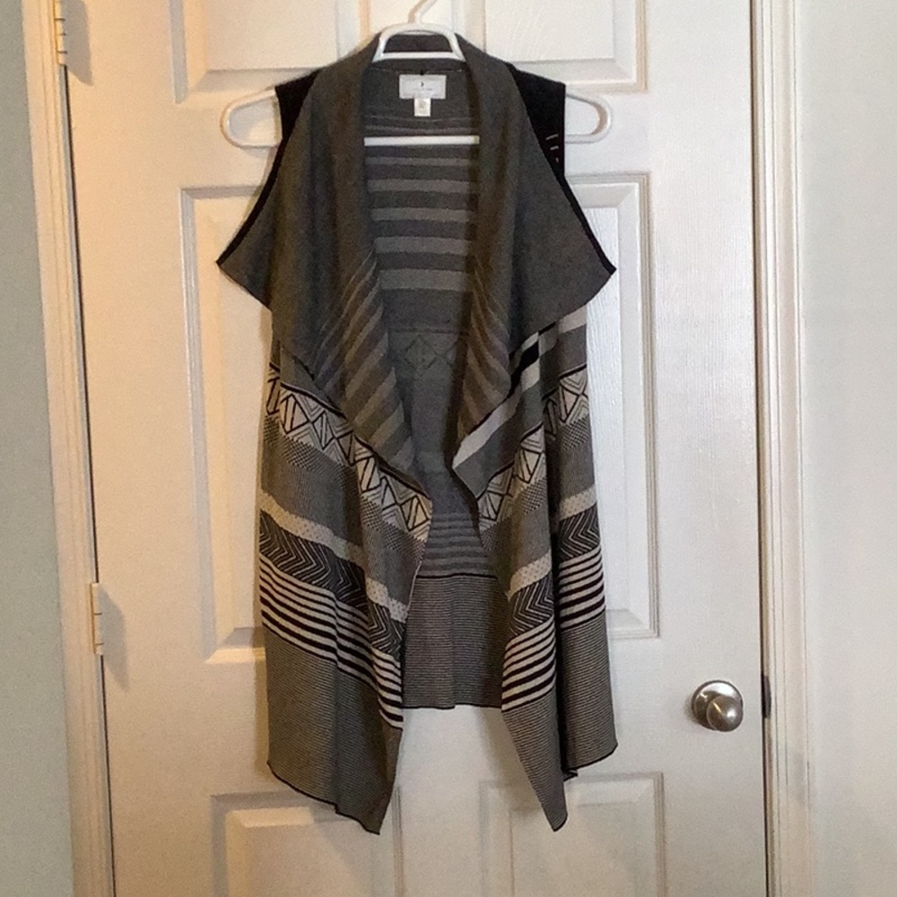 Ruby Moon Women’s Sleeveless Draped Cardigan Vest
